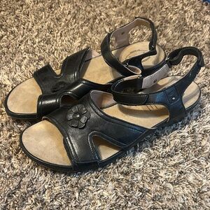 Barefoot Freedom Sandals Black Size 11